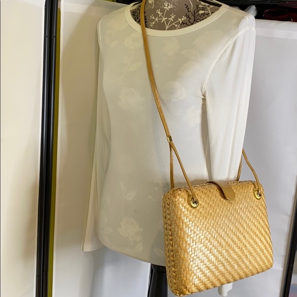 Rodo Handbags - RODO Large Beige Hard Shell Straw Shoulder Bag